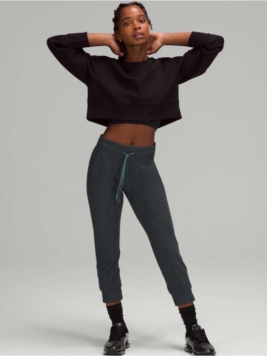 lululemon athletica Pants - Lululemon ready to rulu cropped joggers size 4